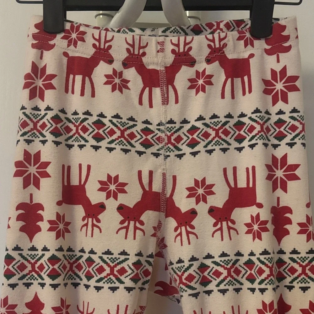 Hanna Andersson Cream Pajama Bottom with Red and Navy Forest Print
